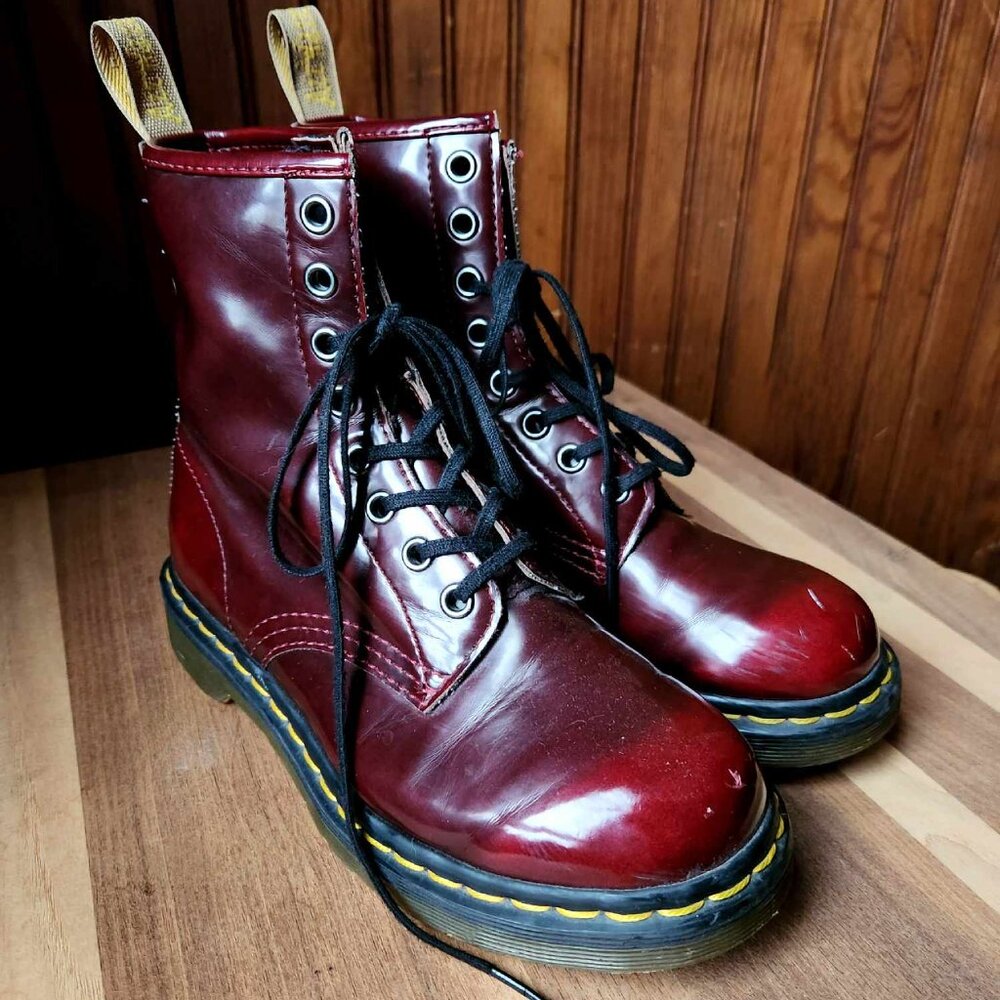 DR MARTENS Vegan 1460 Cherry Red Pascal 8-Eye Boots Shoes Size 5